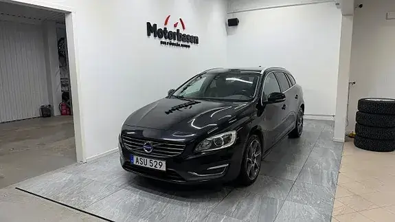 Volvo V60 2015 photo 2