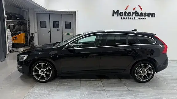 Volvo V60 2015 photo 3