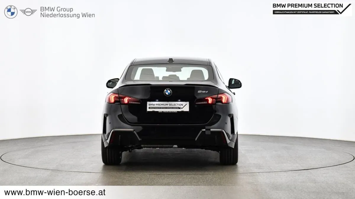 BMW 2 Series 2025 photo 2