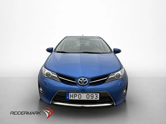 Toyota Auris 2013 photo 2