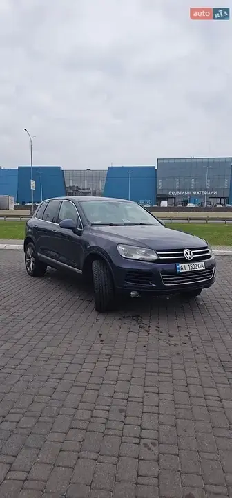Volkswagen Touareg 2012 photo 2