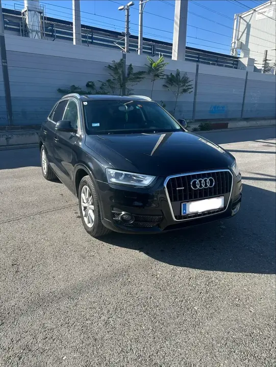 Audi Q3 2012 photo 3