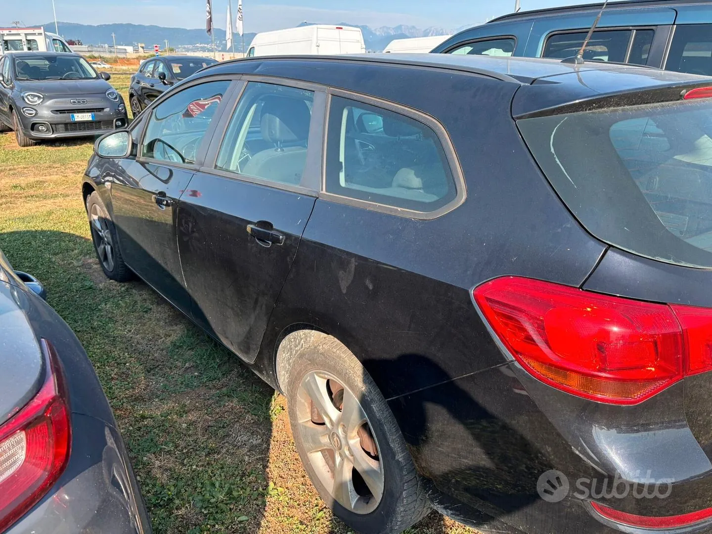 Opel Astra 2011 photo 5