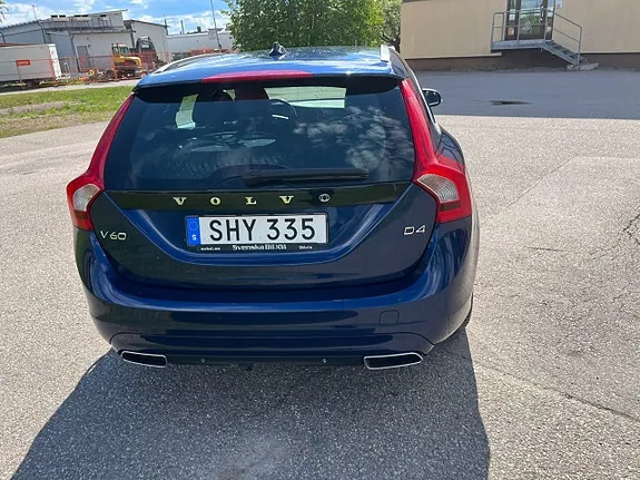 Volvo V60 2015 photo 4