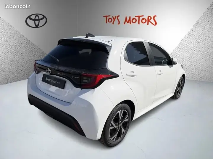 Toyota Yaris 2025 photo 5