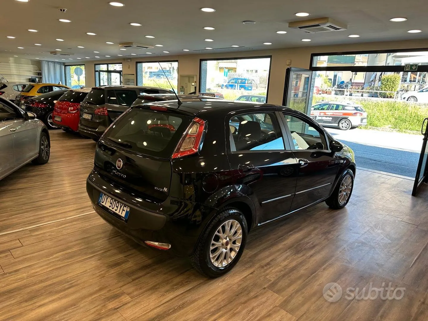 Fiat Punto Evo 2010 photo 4