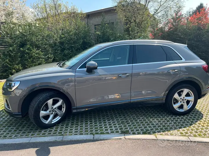 Audi Q3 2021 photo 4