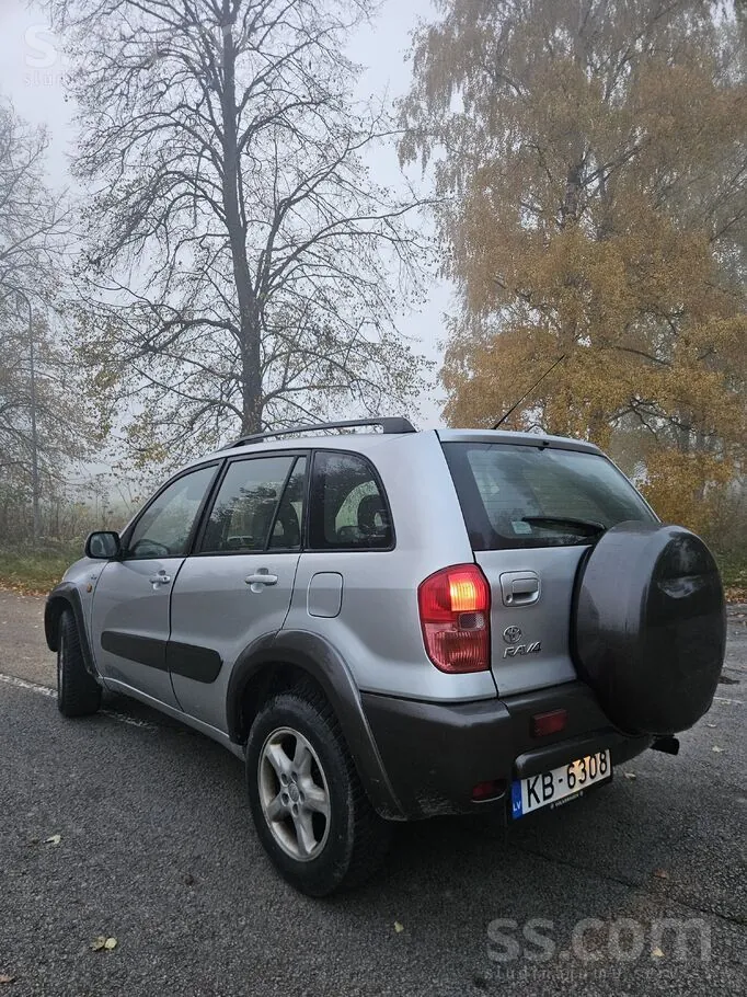 Toyota Rav 4 2002 photo 5