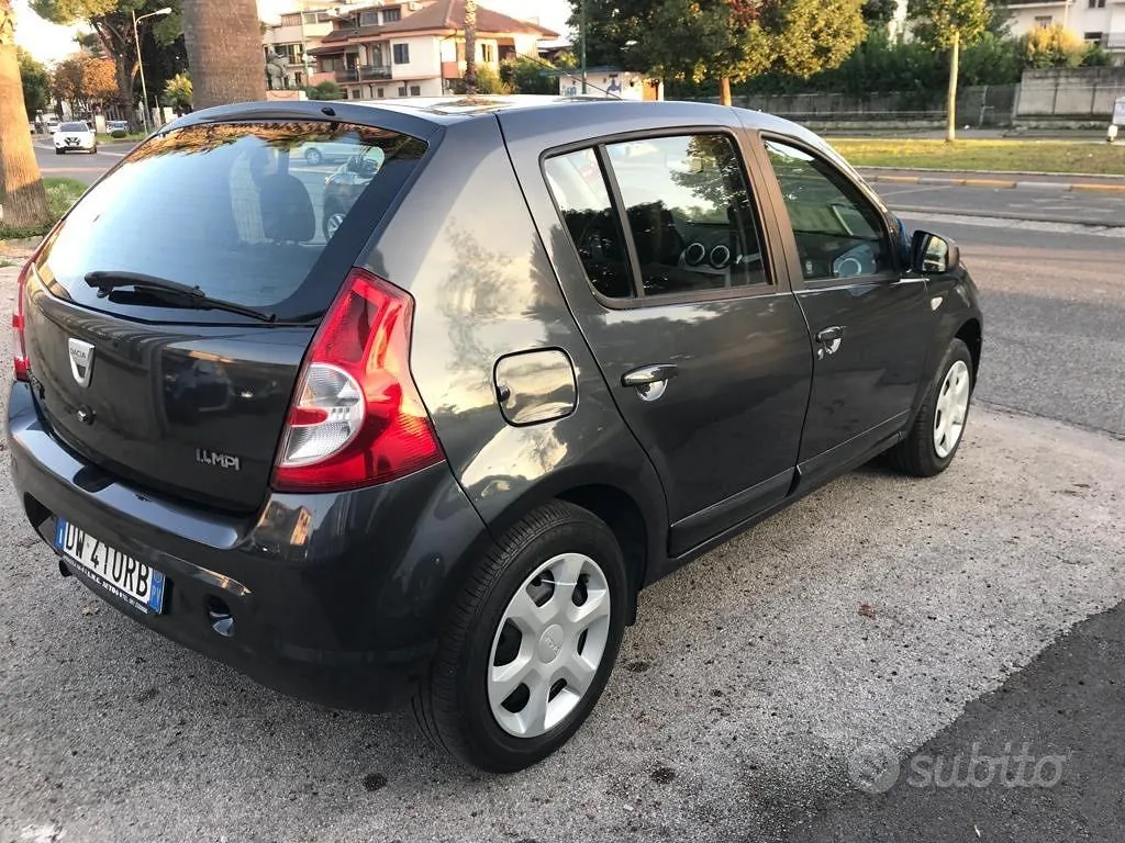 Dacia Sandero 2009 photo 5