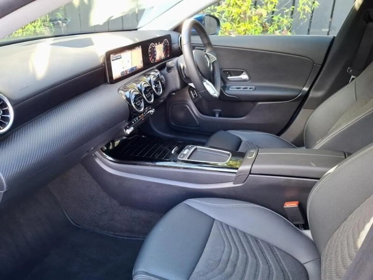 Mercedes-Benz Cla 2025 photo 5