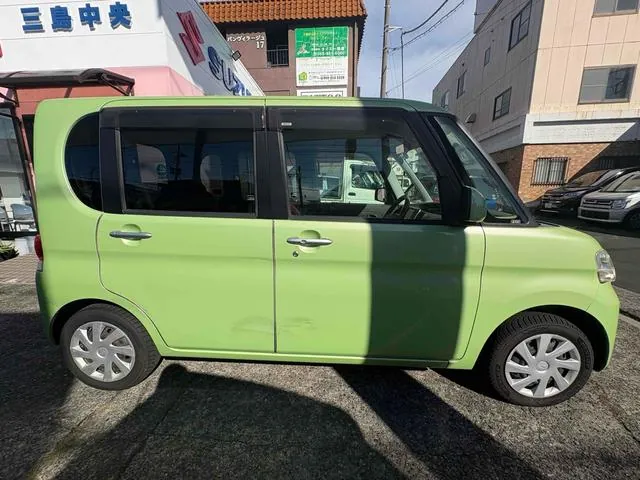 Daihatsu Tanto 2012 photo 4
