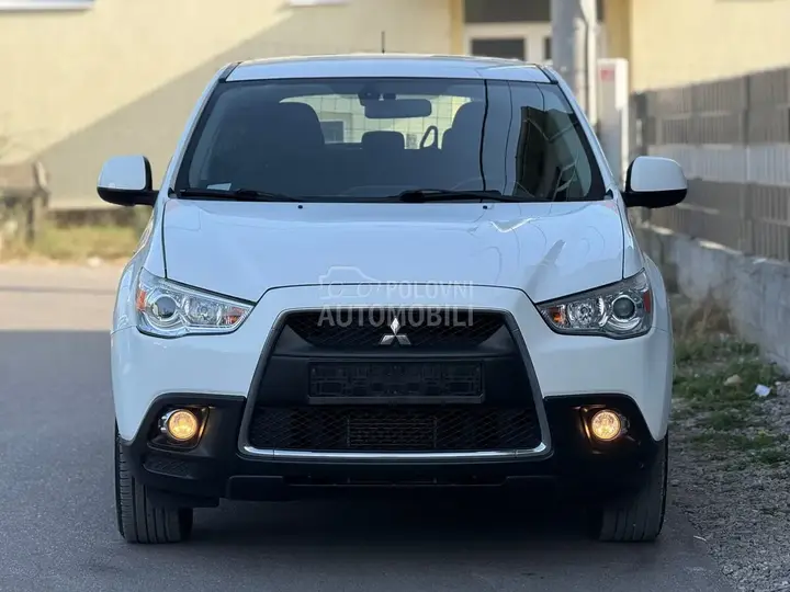 Mitsubishi Asx 2011 photo 5