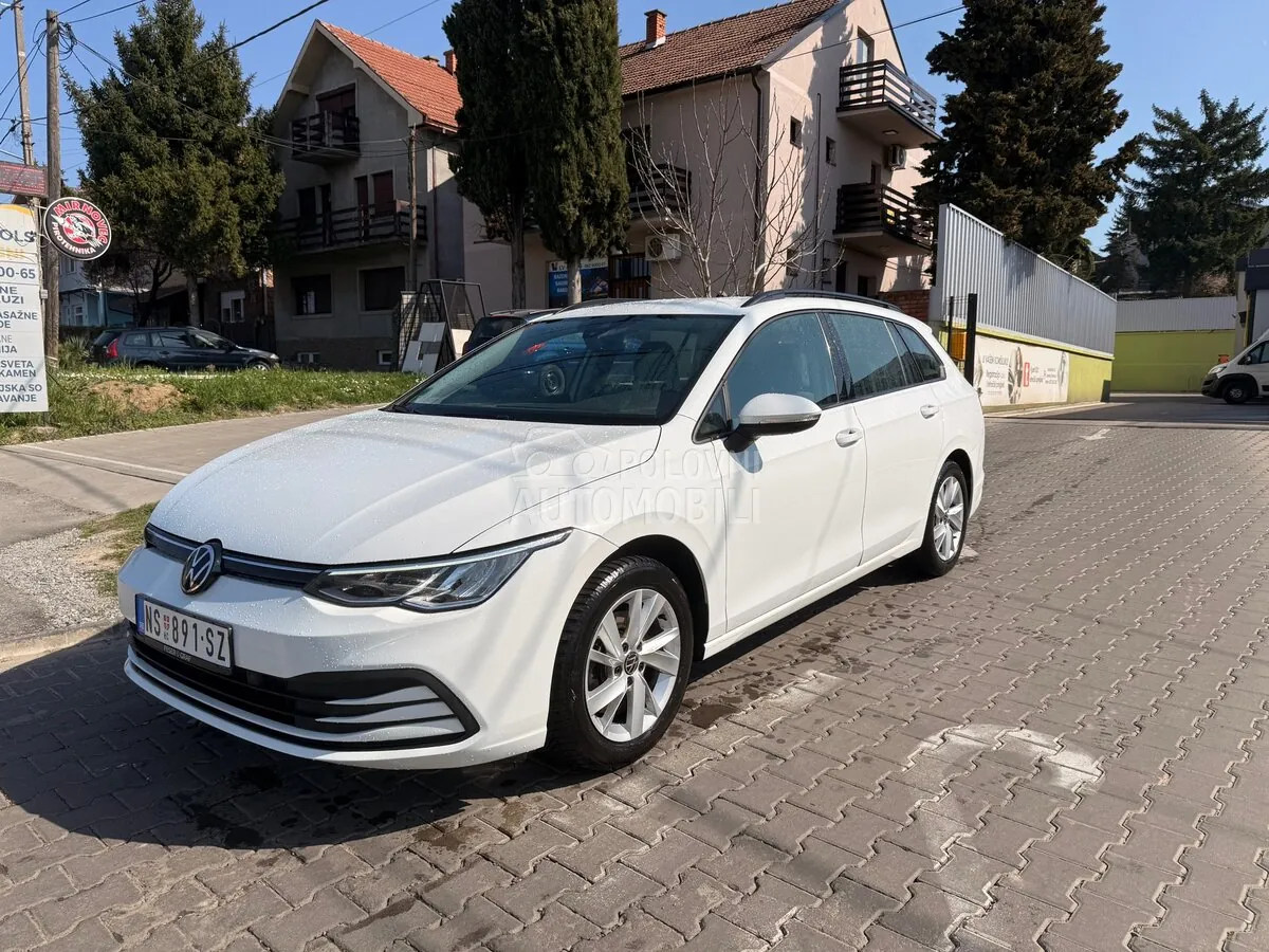 Volkswagen Golf 2022 photo 2