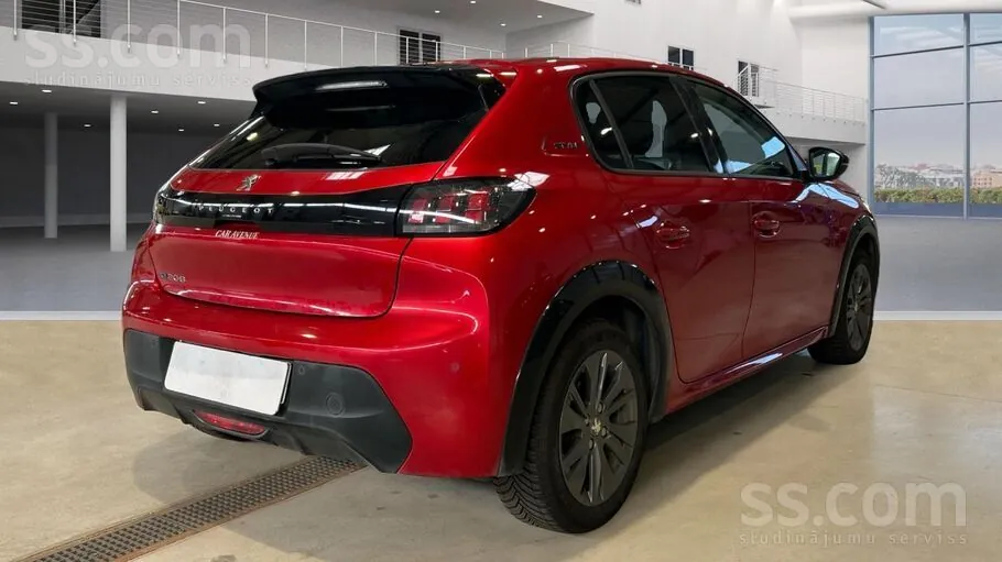 Peugeot 208 2022 photo 4