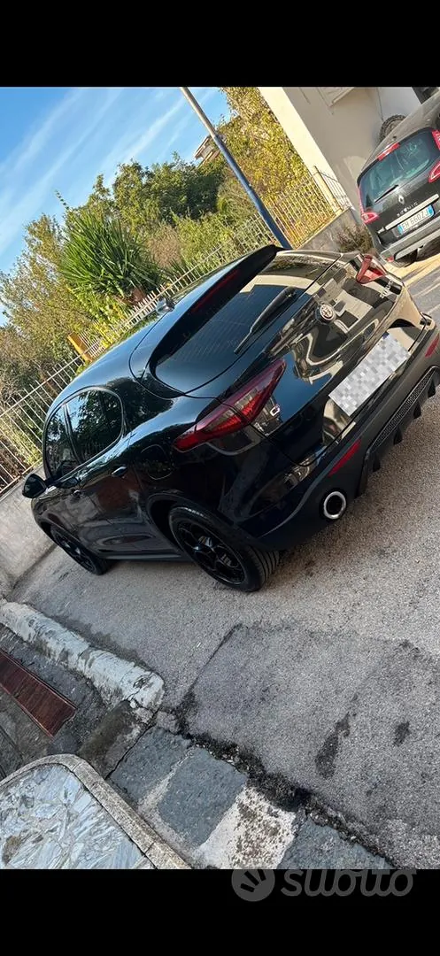 Alfa Romeo Stelvio 2020 photo 2