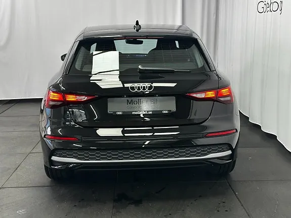 Audi A3 2027 photo 4