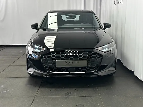 Audi A3 2027 photo 2