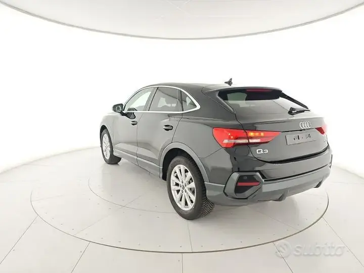 Audi Q3 2024 photo 3
