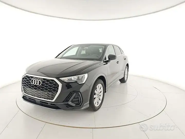 Audi Q3 2024 photo 2
