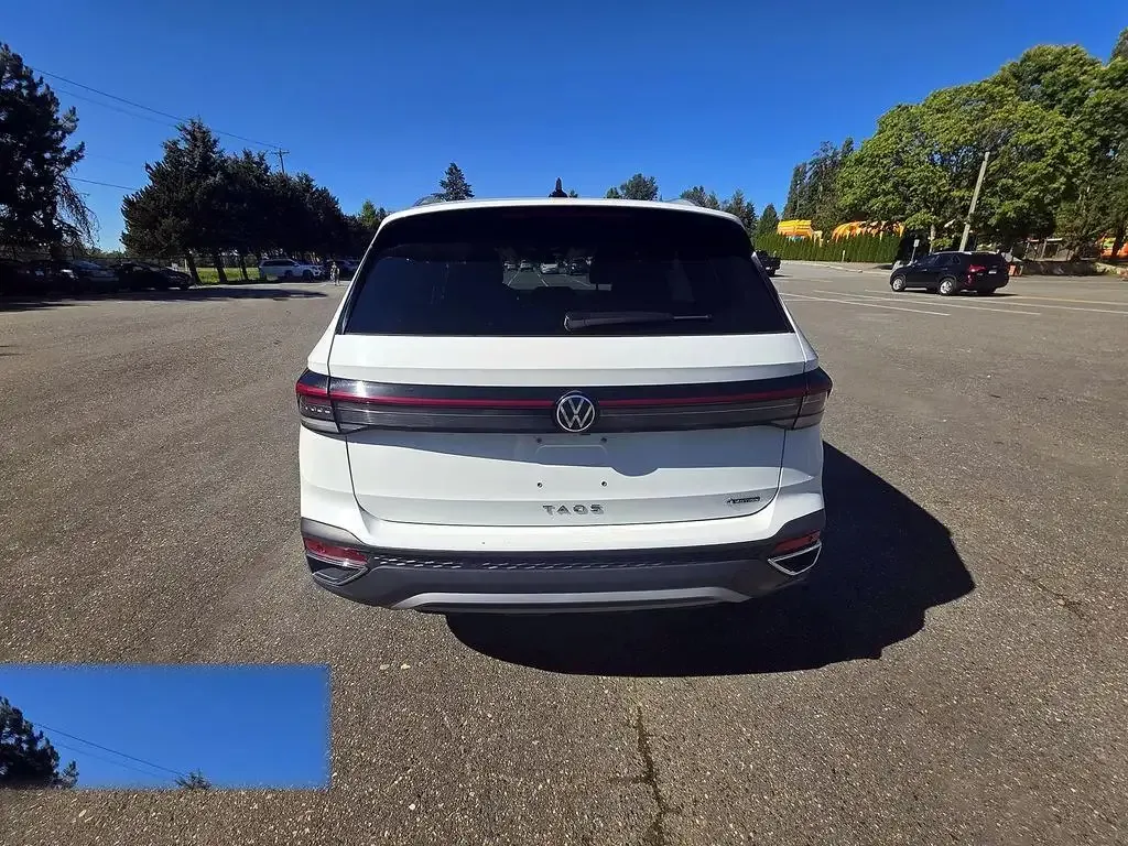 Volkswagen Taos 2025 photo 3