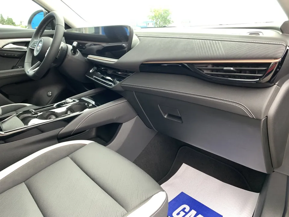Buick Envision 2026 photo 4