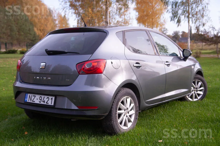 Seat Ibiza 2013 photo 2