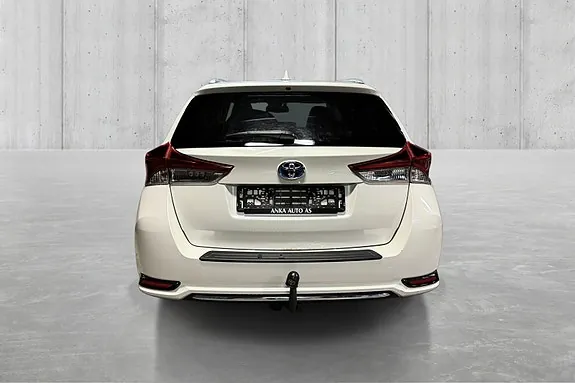 Toyota Auris 2017 photo 5