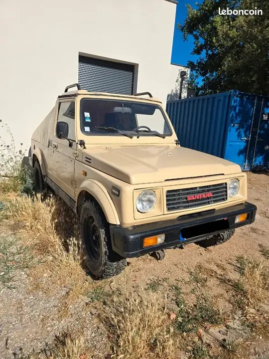 Suzuki Samurai 1990 photo 3