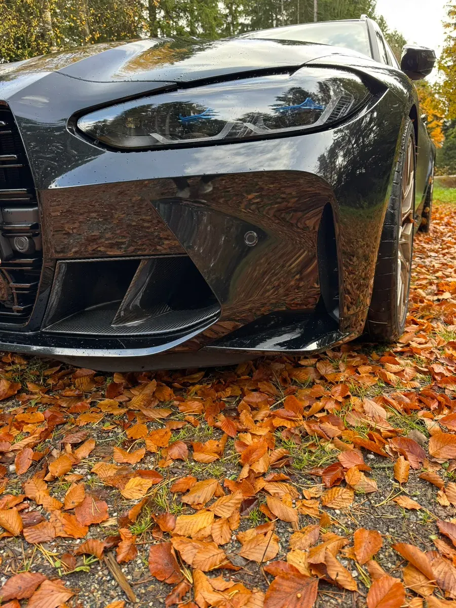 BMW 3 Series 2024 photo 3