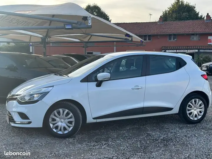 Renault Clio 2017 photo 4