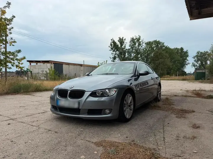 BMW E92 325I