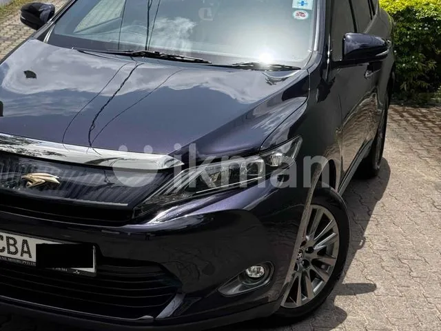 Toyota Harrier 2017 photo 4