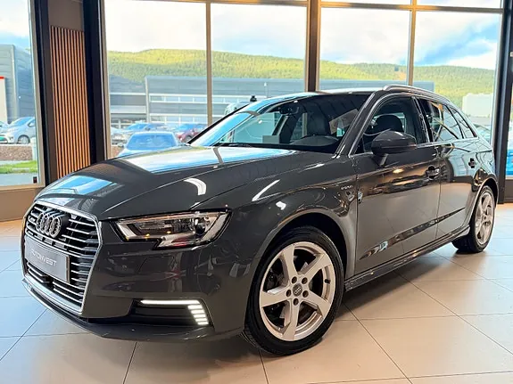 Audi A3 2018 photo 5