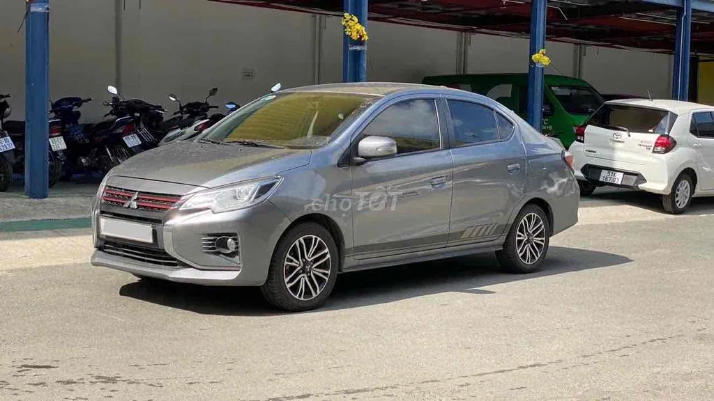 Mitsubishi Attrage 2023 photo 3