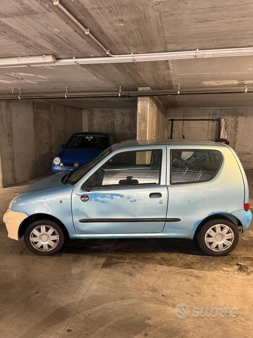 Fiat Seicento 2004 photo 2