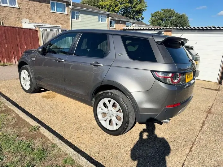Land Rover Discovery Sport 2016 photo 4