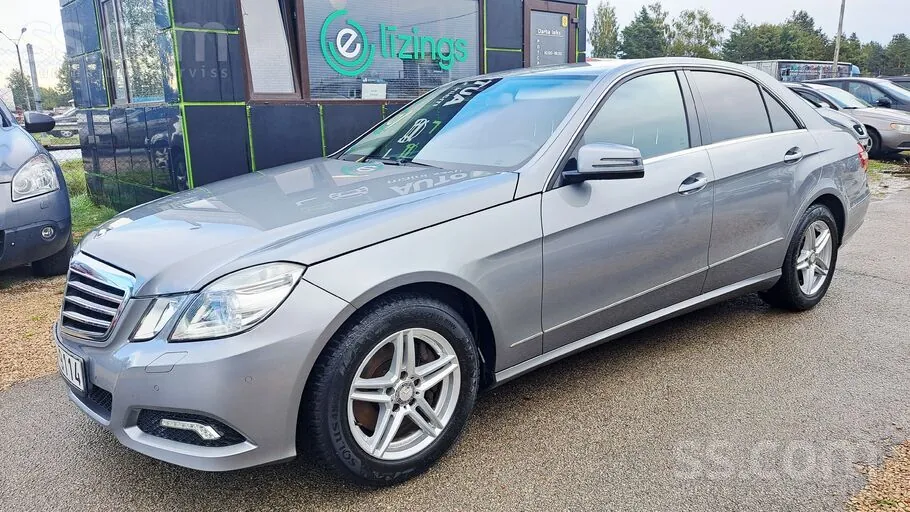 Mercedes-Benz E250
