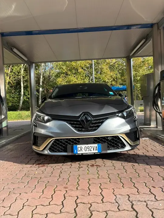 Renault Clio 2023 photo 2
