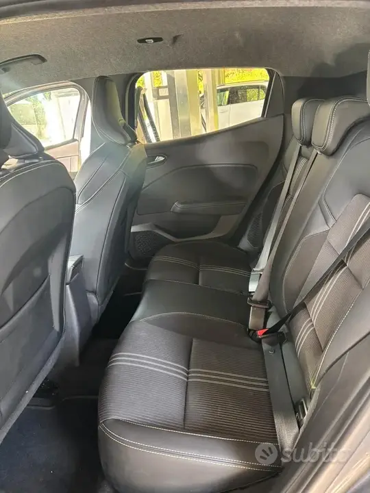 Renault Clio 2023 photo 5