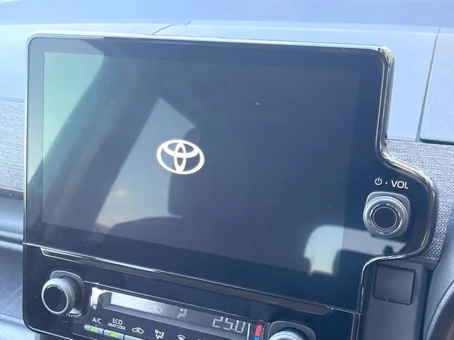 Toyota Sienna Z 2023 photo 3