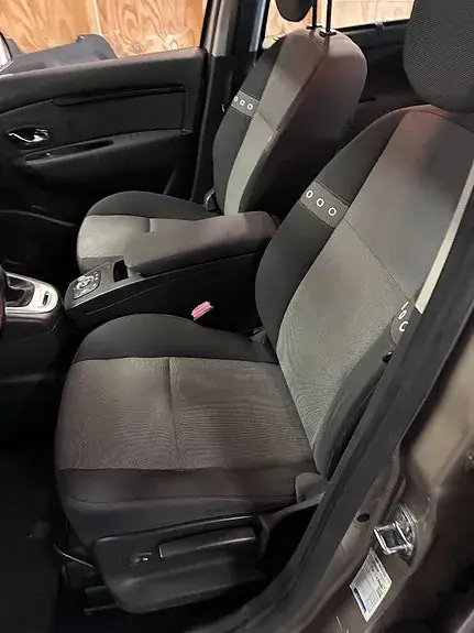 Renault Grand Scenic Iii 2013 photo 4