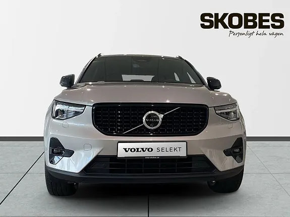 Volvo Xc40 2025 photo 2