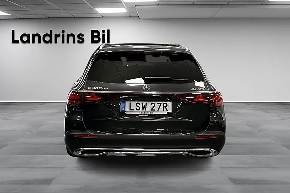 Mercedes-Benz E300 De 2026 photo 5