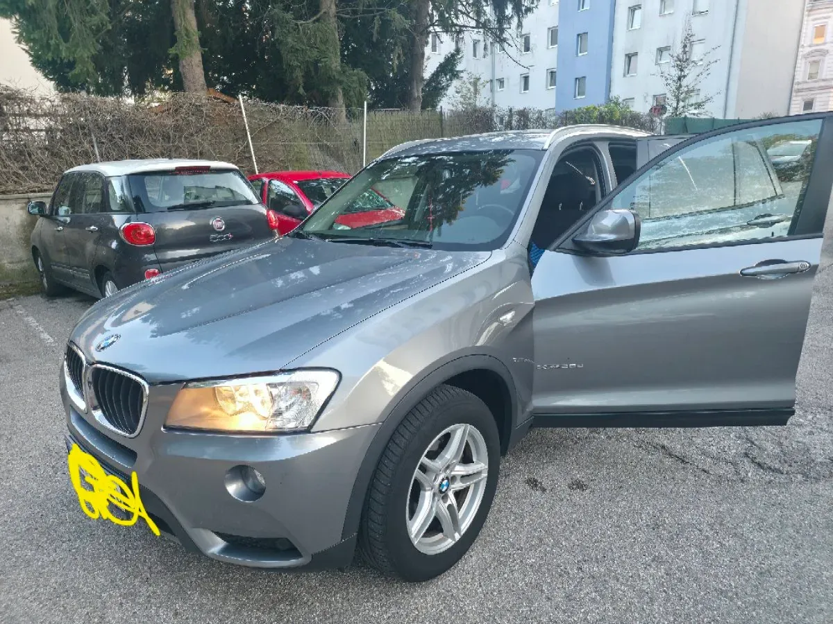 BMW X3 2012 photo 2