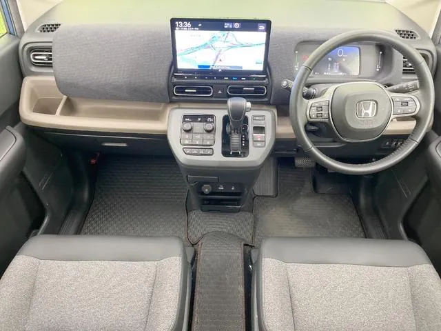 Honda Freed 2025 photo 2