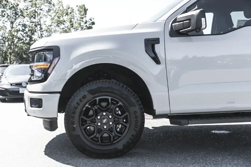 Ford F-150 2026 photo 4