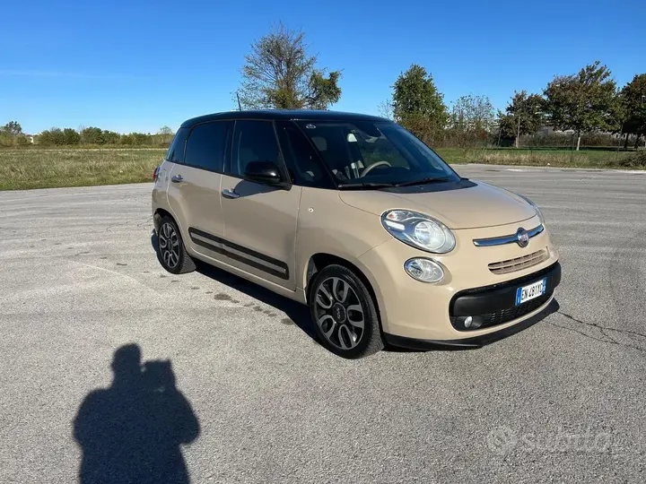 Fiat 500L 2013 photo 2