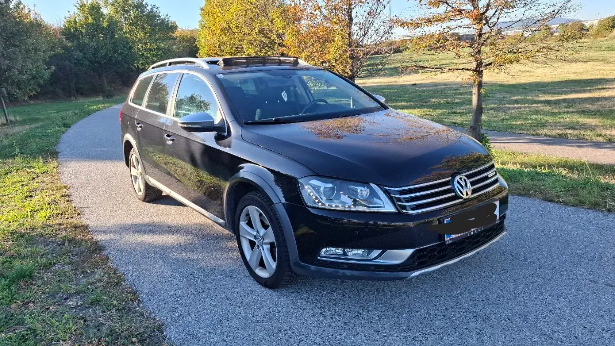 Volkswagen Passat 2013 photo 2