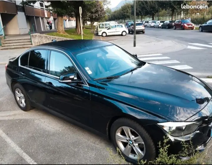 BMW 3 Series 2013 photo 2