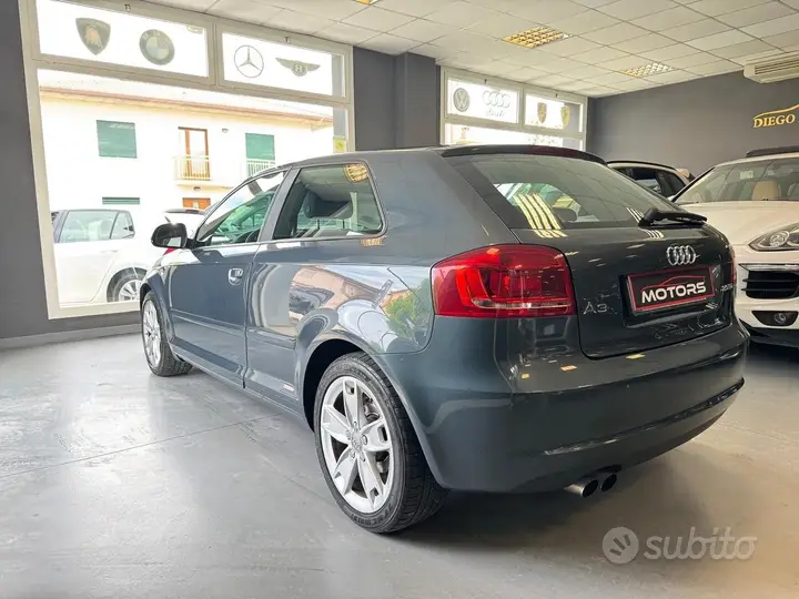Audi A3 2010 photo 2